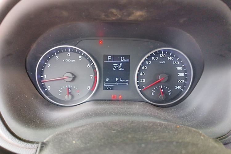 Used Hyundai Celesta 2018 1.6L Automatic GL Enjoyment Edition China VI compliant Instrument Cluster