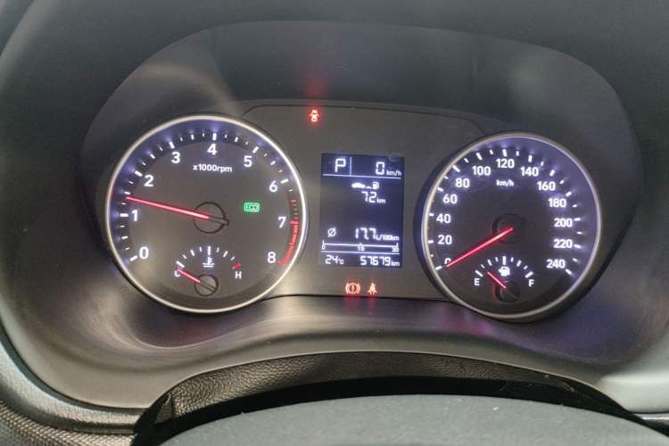 Used Hyundai Celesta 2018 1.6L Automatic GL Enjoyment Edition China VI compliant Instrument Cluster
