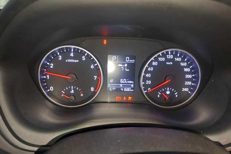 Used Hyundai Celesta 2018 1.6L Automatic GL Enjoyment Edition China VI compliant Instrument Cluster