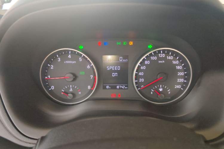 Used Hyundai Celesta 2018 1.6L Automatic GL Enjoyment Version China V Standard Instrument Cluster