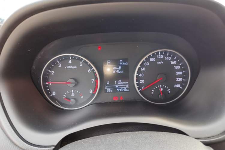 Used Hyundai Celesta 2018 1.6L Automatic GL Enjoyment Edition China VI compliant Instrument Cluster