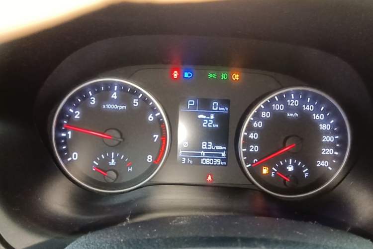 Used Hyundai Celesta 2018 1.6L Automatic GL Enjoyment Edition China VI compliant Instrument Cluster