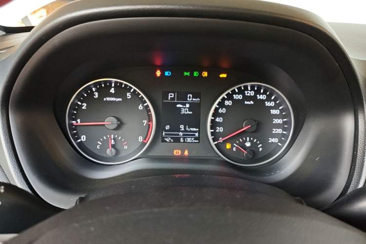 Used Hyundai Celesta 2018 1.6L Automatic GL Enjoyment Edition China VI compliant Instrument Cluster