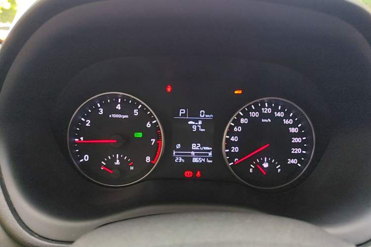 Used Hyundai Celesta 2018 1.6L Automatic GL Enjoyment Version China V Standard Instrument Cluster