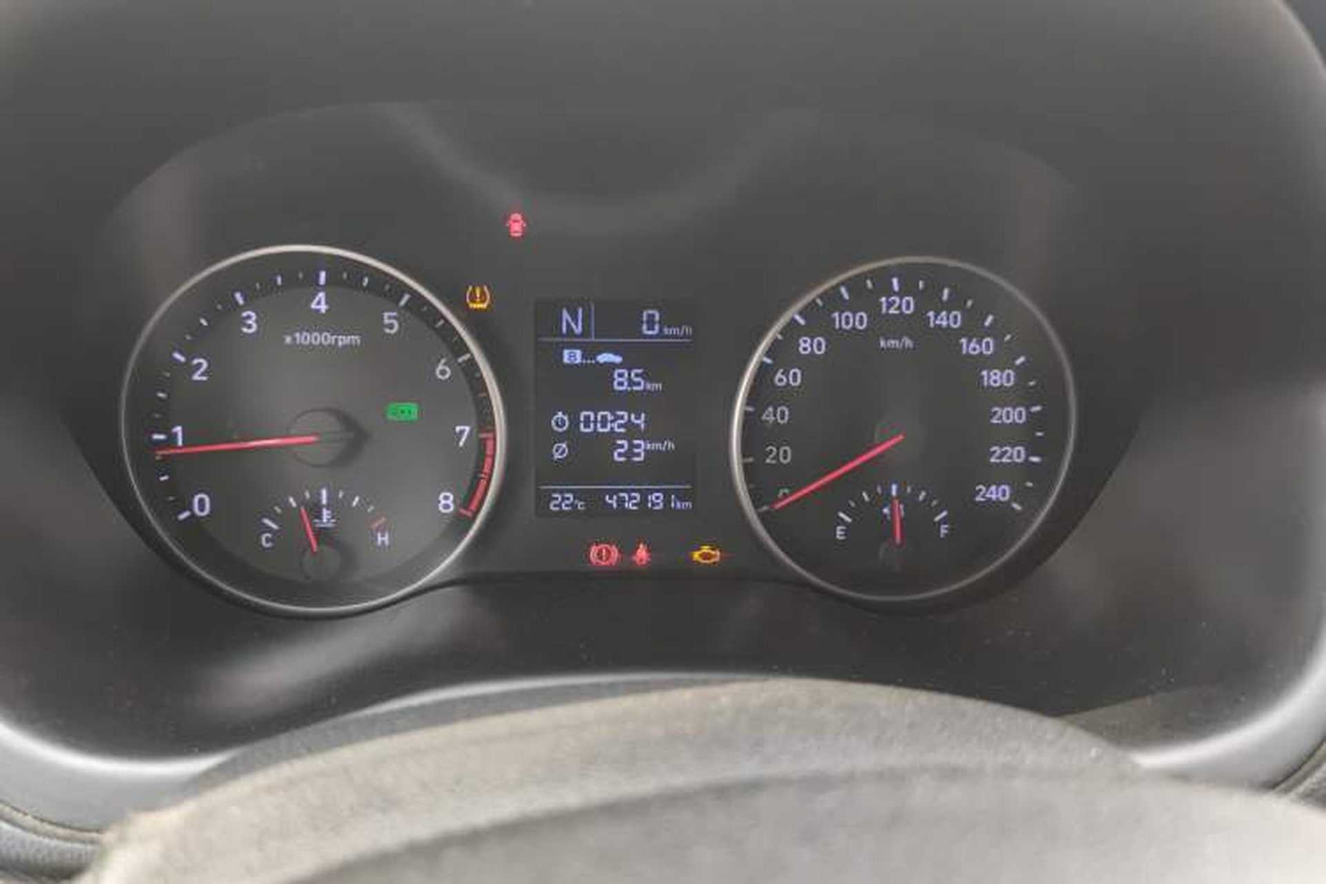Used Hyundai Celesta 2018 1.6L Automatic GL Enjoyment Edition China VI compliant Instrument Cluster