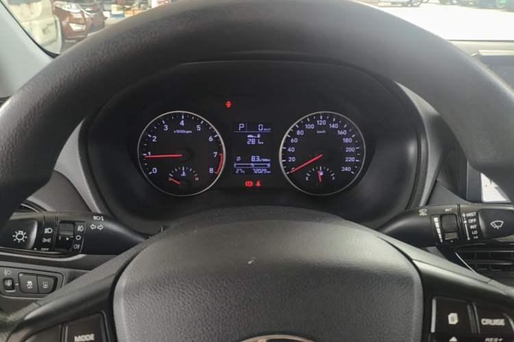 Used Hyundai Celesta 2018 1.6L Automatic GL Enjoyment Edition China VI compliant Instrument Cluster