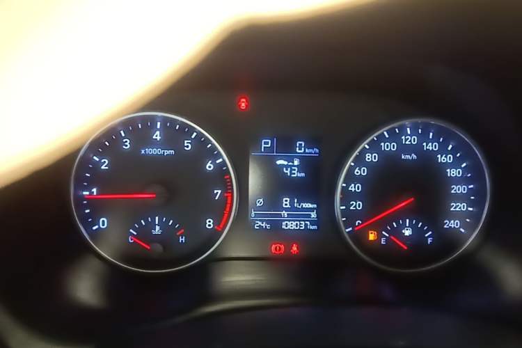 Used Hyundai Celesta 2018 1.6L Automatic GL Enjoyment Edition China VI compliant Instrument Cluster