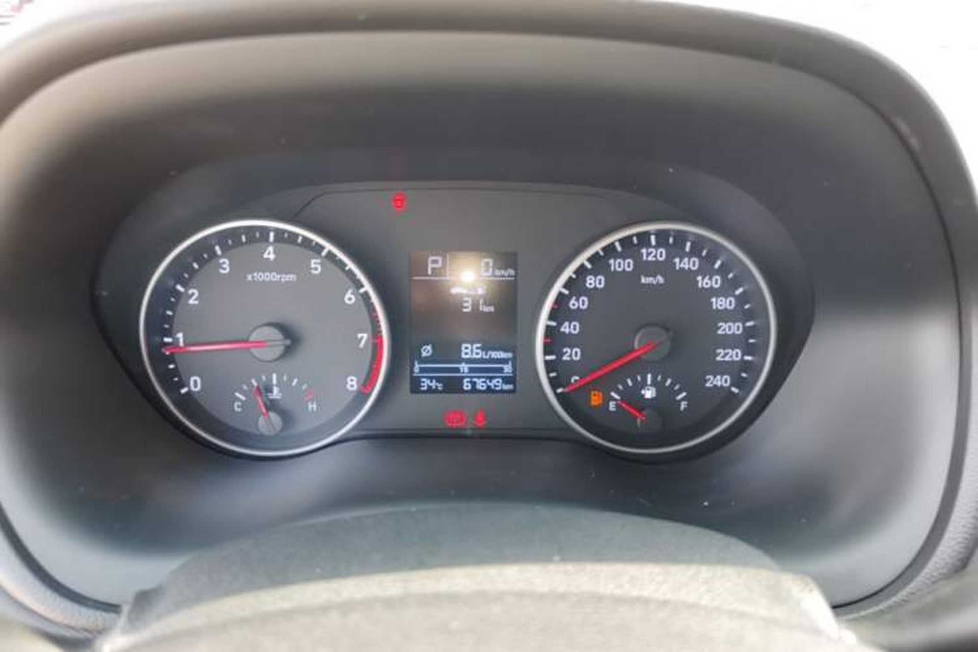 Used Hyundai Celesta 2018 1.6L Automatic GL Enjoyment Edition China VI compliant Instrument Cluster