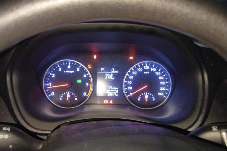 Used Hyundai Celesta 2018 1.6L Automatic GL Enjoyment Edition China VI compliant Instrument Cluster