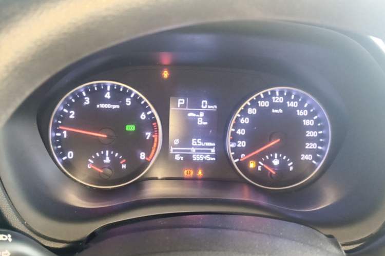 Used Hyundai Celesta 2018 1.6L Automatic GL Enjoyment Edition China VI compliant Instrument Cluster