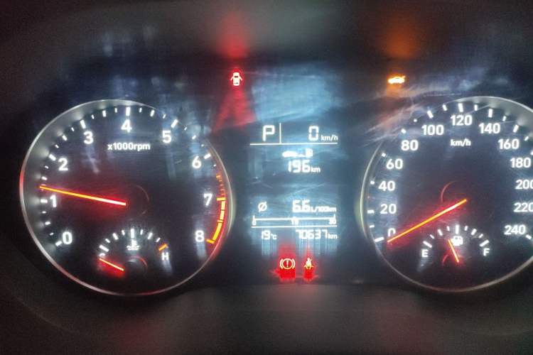 Used Hyundai Celesta 2018 1.6L Automatic GL Enjoyment Version China V Standard Instrument Cluster