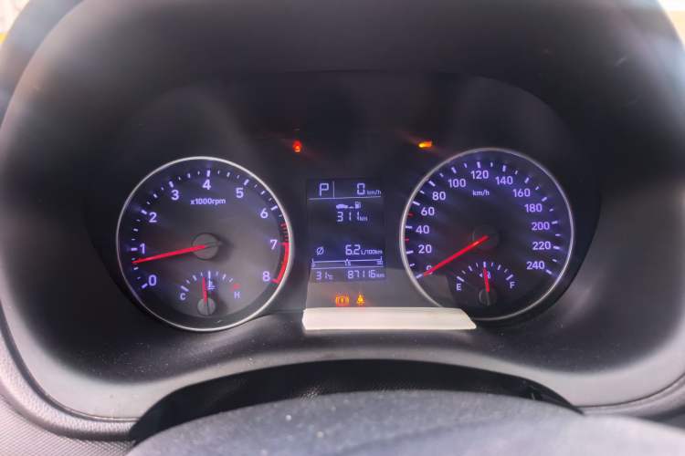 Used Hyundai Celesta 2018 1.6L Automatic GL Enjoyment Edition China VI compliant Instrument Cluster