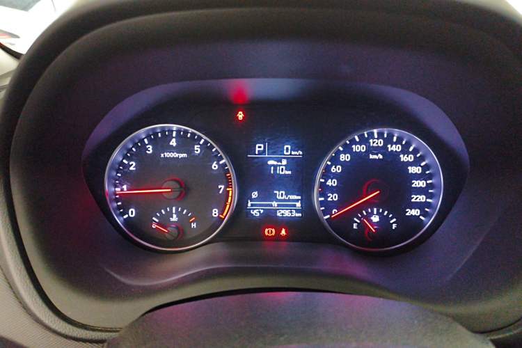 Used Hyundai Celesta 2018 1.6L Automatic GL Enjoyment Edition China VI compliant Instrument Cluster