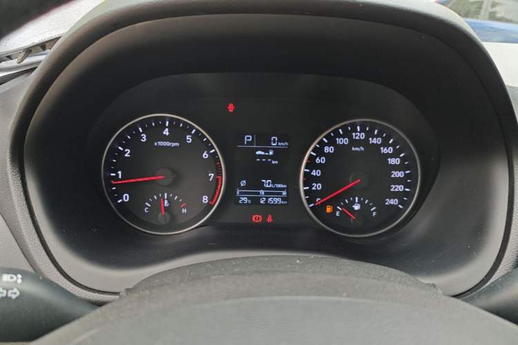 Used Hyundai Celesta 2018 1.6L Automatic GL Enjoyment Version China V Standard Instrument Cluster