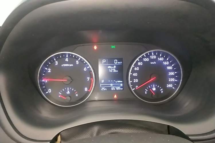 Used Hyundai Celesta 2018 1.6L Automatic GL Enjoyment Edition China VI compliant Instrument Cluster