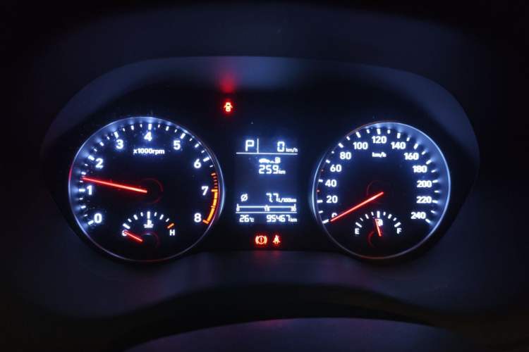 Used Hyundai Celesta 2018 1.6L Automatic GL Enjoyment Edition China VI compliant Instrument Cluster