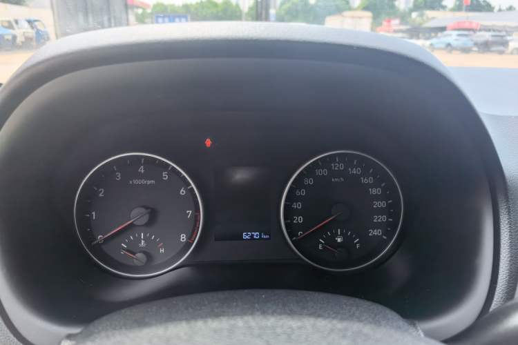 Used Hyundai Celesta 2018 1.6L Automatic GL Enjoyment Edition China VI compliant Instrument Cluster