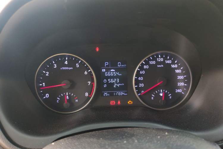 Used Hyundai Celesta 2018 1.6L Automatic GL Enjoyment Version China V Standard Instrument Cluster