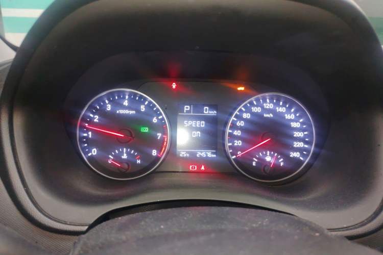 Used Hyundai Celesta 2018 1.6L Automatic GL Enjoyment Edition China VI compliant Instrument Cluster