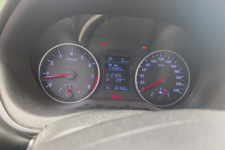 Used Hyundai Celesta 2018 1.6L Automatic GL Enjoyment Version China V Standard Instrument Cluster