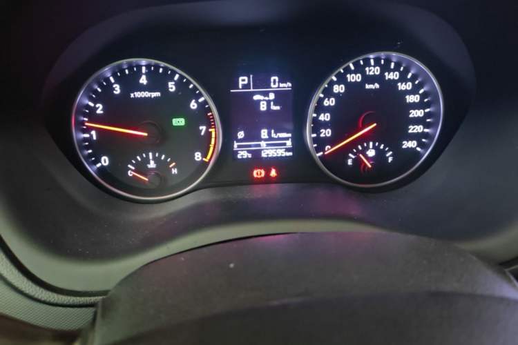 Used Hyundai Celesta 2018 1.6L Automatic GL Enjoyment Edition China VI compliant Instrument Cluster