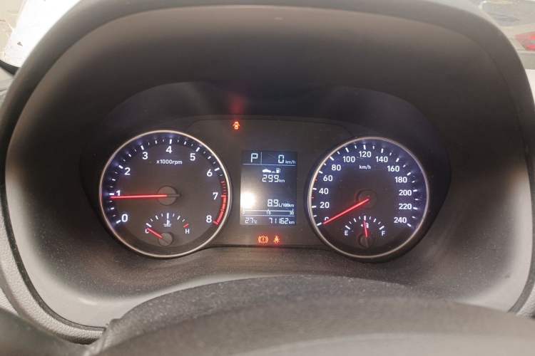 Used Hyundai Celesta 2018 1.6L Automatic GL Enjoyment Edition China VI compliant Instrument Cluster
