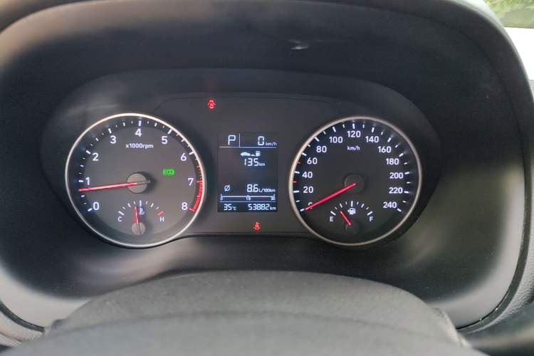 Used Hyundai Celesta 2018 1.6L Automatic GL Enjoyment Edition China VI compliant Instrument Cluster