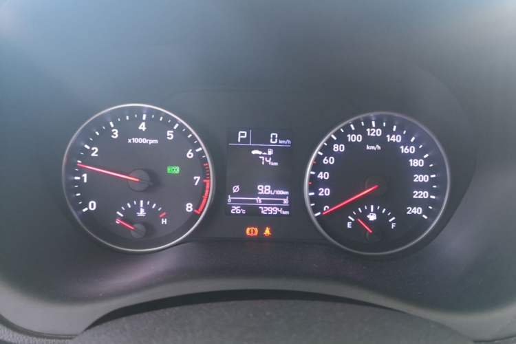 Used Hyundai Celesta 2018 1.6L Automatic GL Enjoyment Edition China VI compliant Instrument Cluster