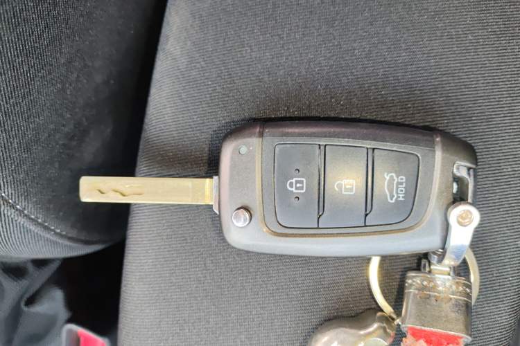 Used Hyundai Celesta 2018 1.6L Automatic GL Enjoyment Version China V Standard Interior 1