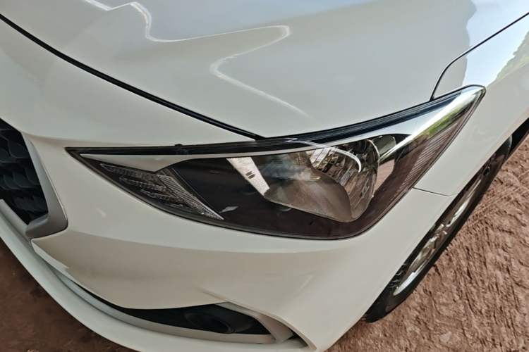 Used Hyundai Celesta 2018 1.6L Automatic GL Enjoyment Edition China VI compliant Left Front Headlight