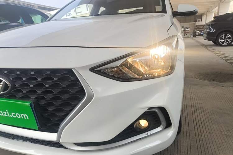 Used Hyundai Celesta 2018 1.6L Automatic GL Enjoyment Edition China VI compliant Left Front Headlight