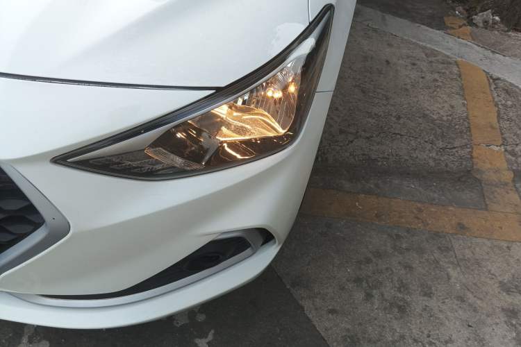 Used Hyundai Celesta 2018 1.6L Automatic GL Enjoyment Version China V Standard Left Front Headlight