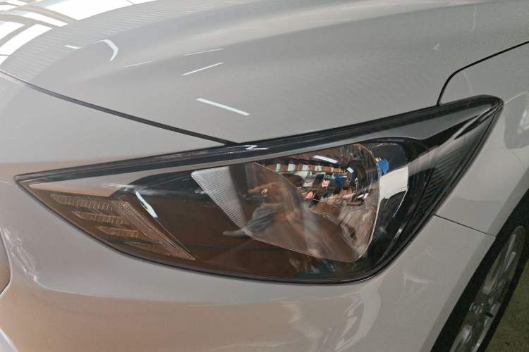 Used Hyundai Celesta 2018 1.6L Automatic GL Enjoyment Edition China VI compliant Left Front Headlight