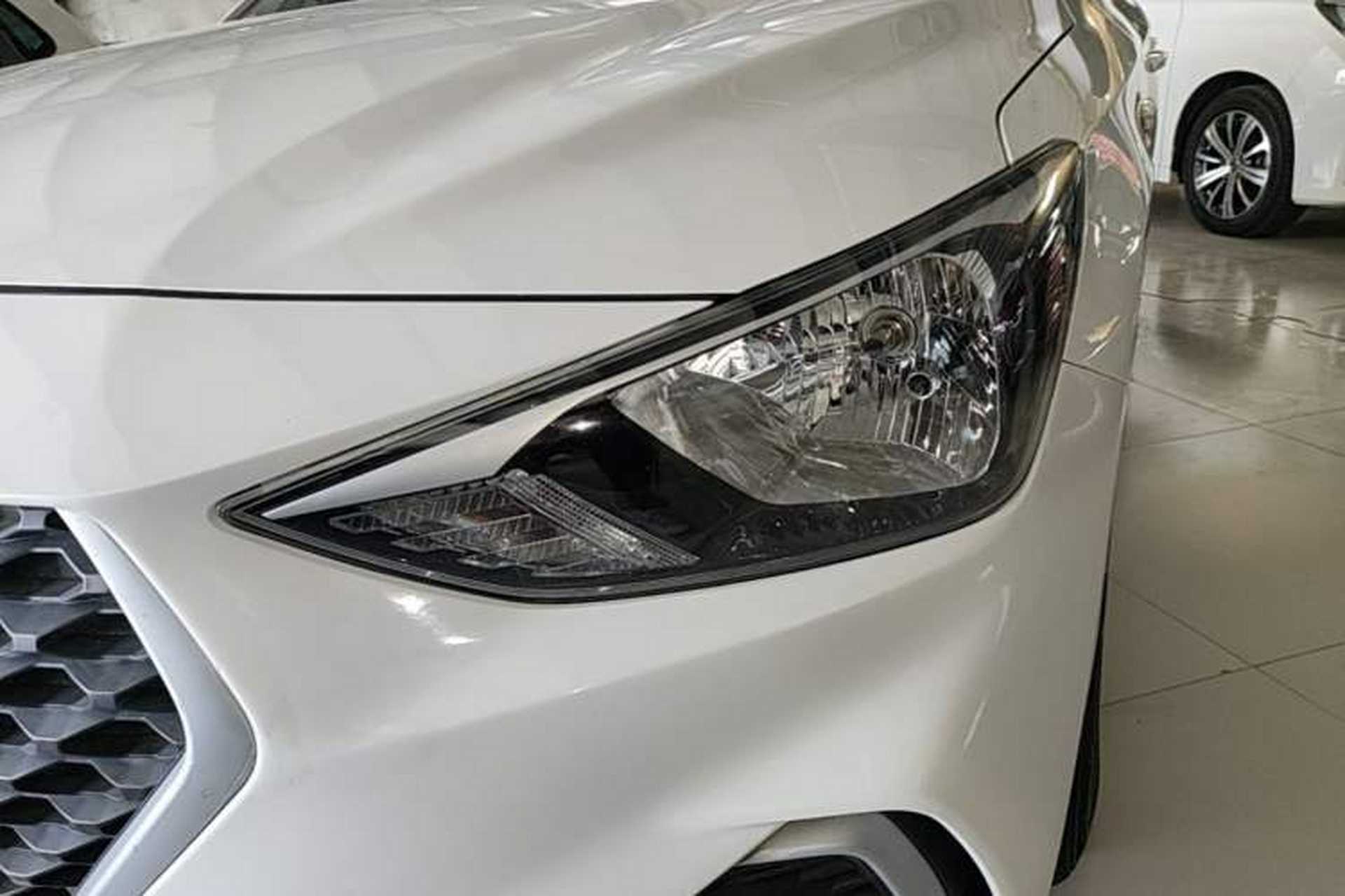 Used Hyundai Celesta 2018 1.6L Automatic GL Enjoyment Edition China VI compliant Left Front Headlight