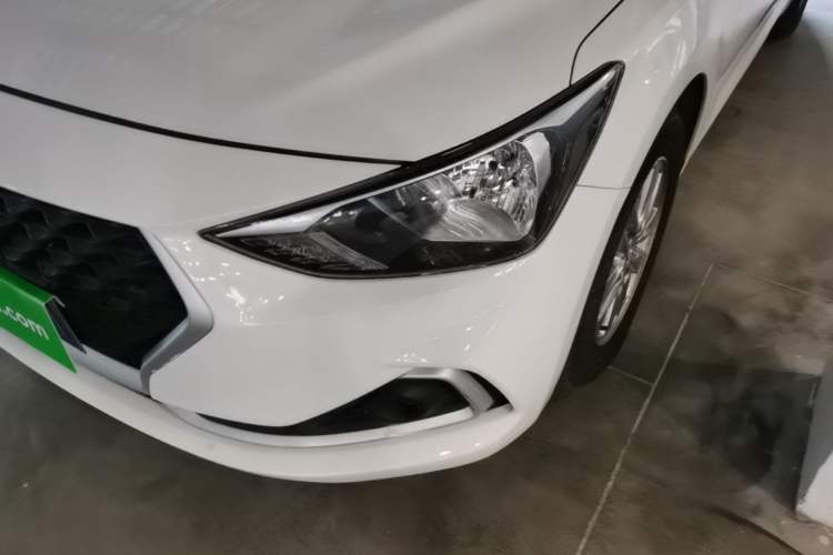Used Hyundai Celesta 2018 1.6L Automatic GL Enjoyment Version China V Standard Left Front Headlight