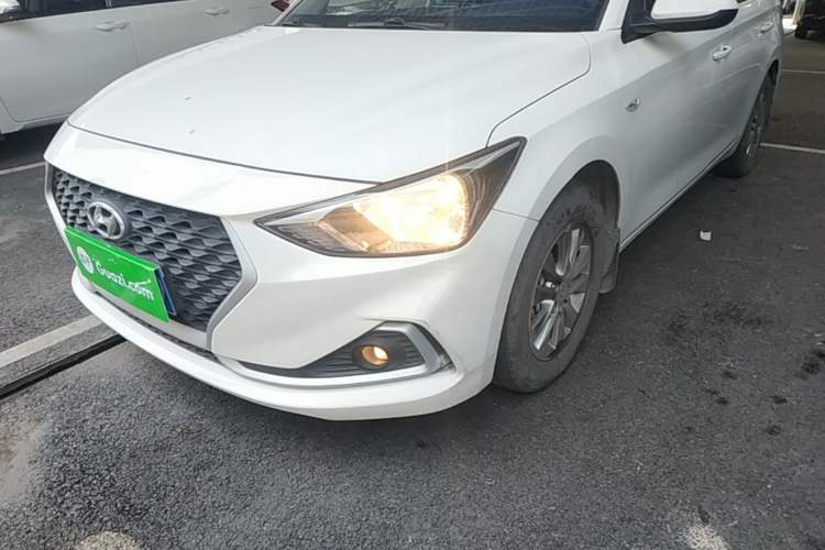 Used Hyundai Celesta 2018 1.6L Automatic GL Enjoyment Edition China VI compliant Left Front Headlight