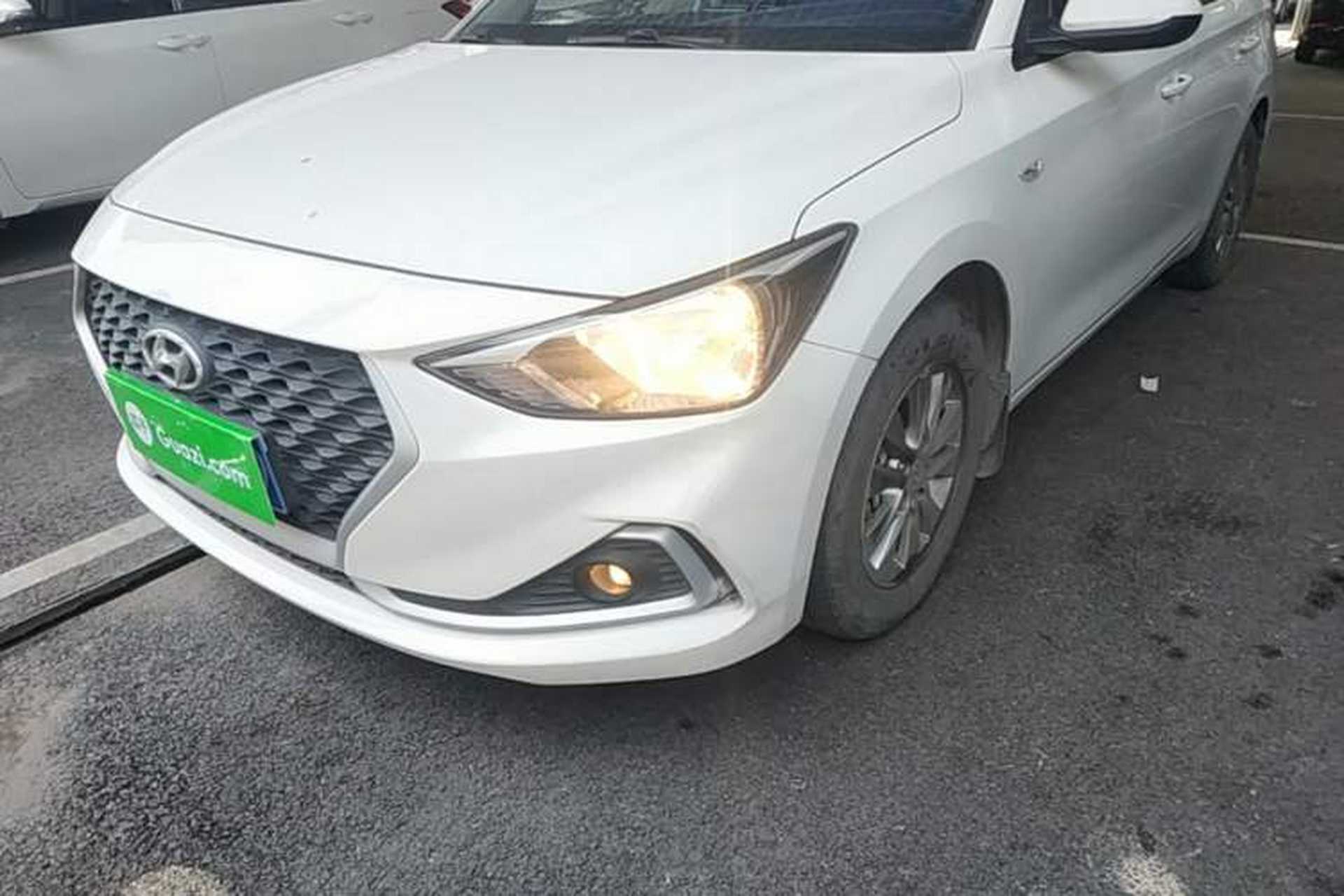 Used Hyundai Celesta 2018 1.6L Automatic GL Enjoyment Edition China VI compliant Left Front Headlight