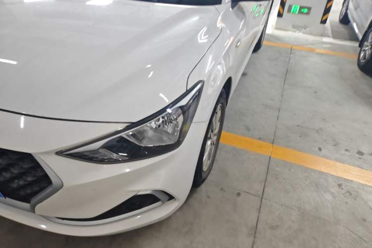 Used Hyundai Celesta 2018 1.6L Automatic GL Enjoyment Edition China VI compliant Left Front Headlight