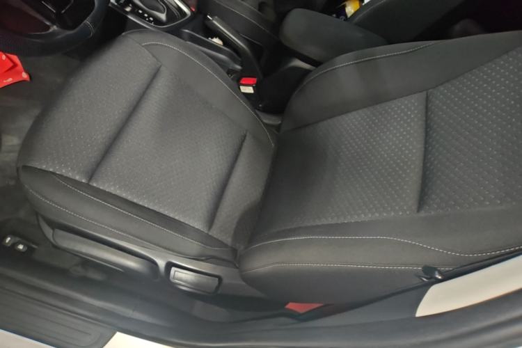 Used Hyundai Celesta 2018 1.6L Automatic GL Enjoyment Edition China VI compliant Left Front Seat