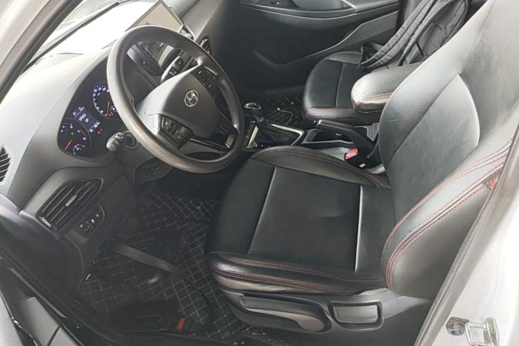 Used Hyundai Celesta 2018 1.6L Automatic GL Enjoyment Edition China VI compliant Left Front Seat