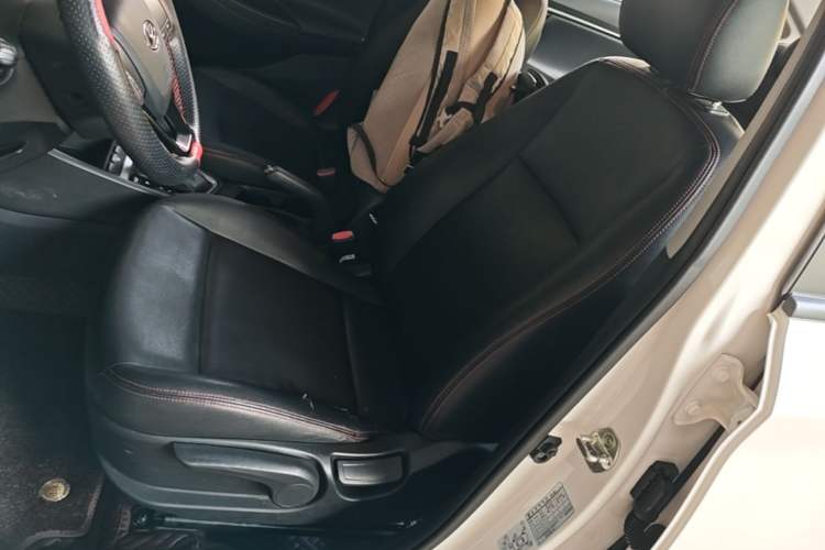 Used Hyundai Celesta 2018 1.6L Automatic GL Enjoyment Edition China VI compliant Left Front Seat