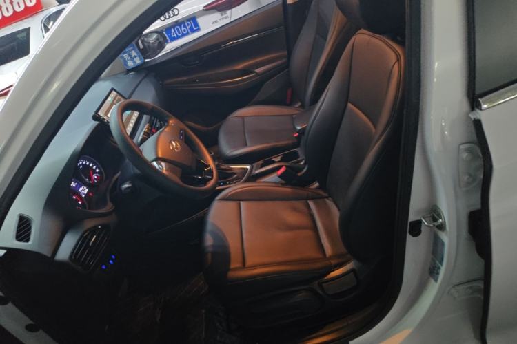 Used Hyundai Celesta 2018 1.6L Automatic GL Enjoyment Edition China VI compliant Left Front Seat