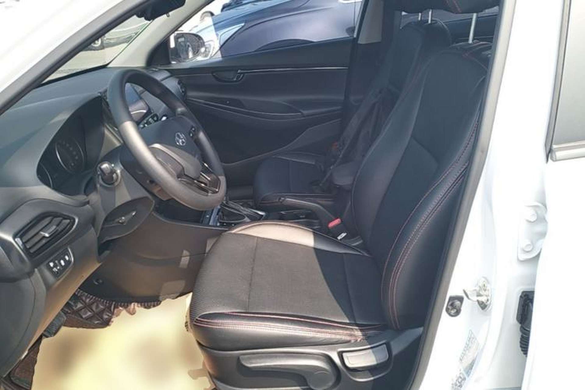Used Hyundai Celesta 2018 1.6L Automatic GL Enjoyment Edition China VI compliant Left Front Seat