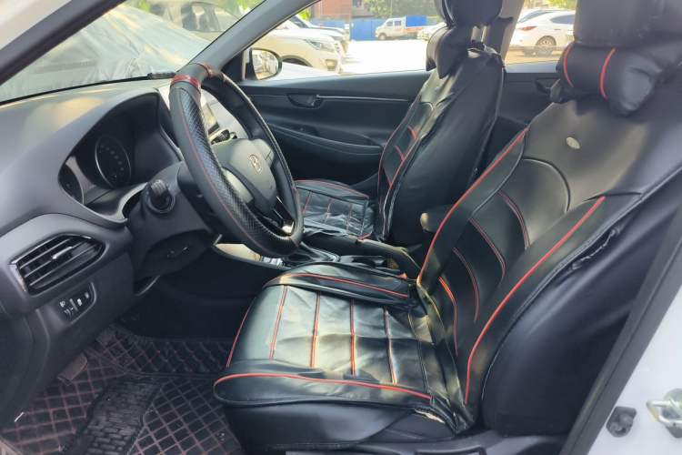 Used Hyundai Celesta 2018 1.6L Automatic GL Enjoyment Edition China VI compliant Left Front Seat