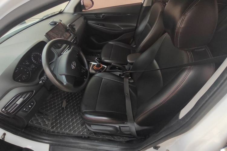 Used Hyundai Celesta 2018 1.6L Automatic Enjoyment Version GLS China V Emission Standard Left Front Seat