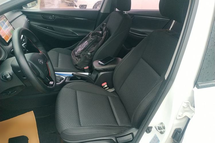 Used Hyundai Celesta 2018 1.6L Automatic GL Enjoyment Edition China VI compliant Left Front Seat