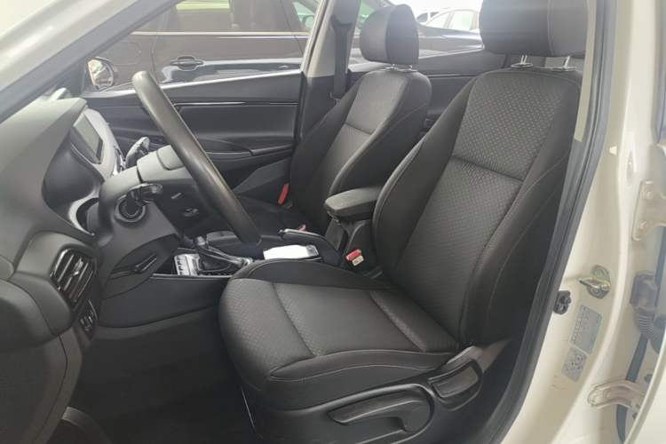 Used Hyundai Celesta 2018 1.6L Automatic GL Enjoyment Edition China VI compliant Left Front Seat