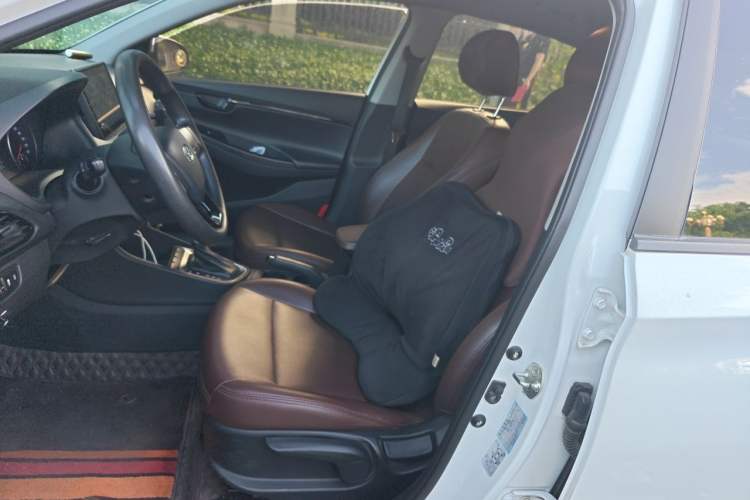 Used Hyundai Celesta 2018 1.6L Automatic GL Enjoyment Edition China VI compliant Left Front Seat