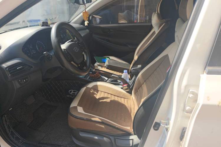Used Hyundai Celesta 2018 1.6L Automatic GL Enjoyment Edition China VI compliant Left Front Seat