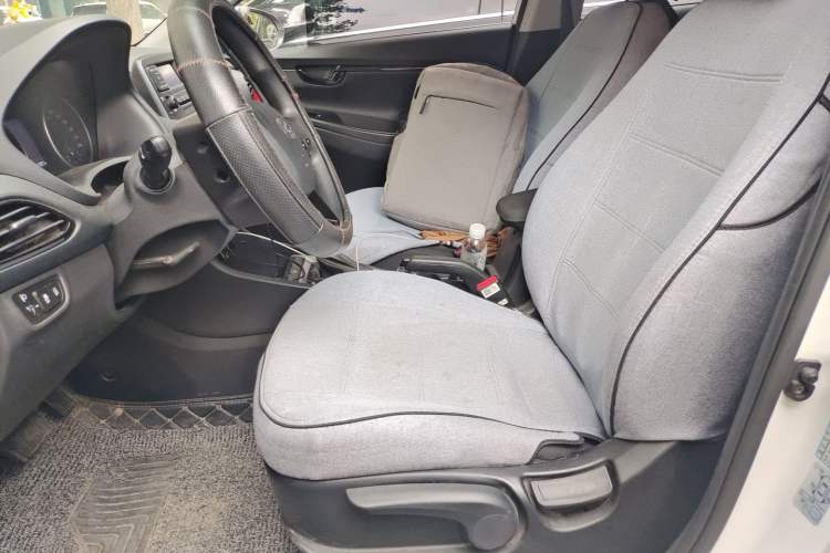 Used Hyundai Celesta 2018 1.6L Automatic GL Enjoyment Edition China VI compliant Left Front Seat